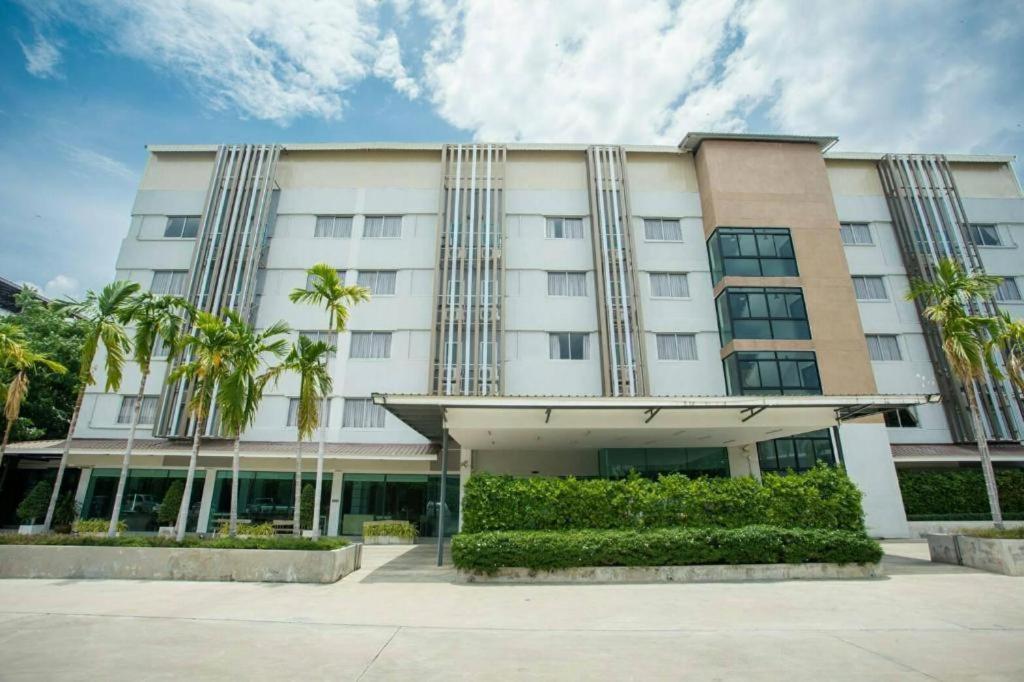Veethara Boutique Hotel Udon Thani Exterior photo